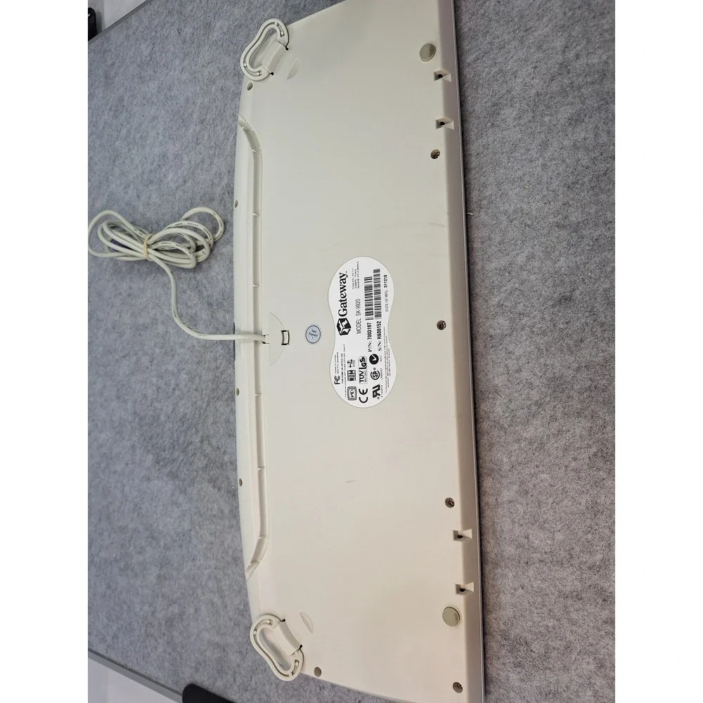 Gateway SK-9920 Wired Multimedia Keyboard PS/2 Beige Vintage Retro 7003197